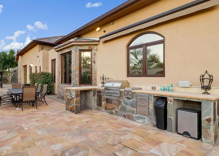 Holiday home 8,000 Sqf - Sport Court, 2 Pools, Golf & Scottsdale