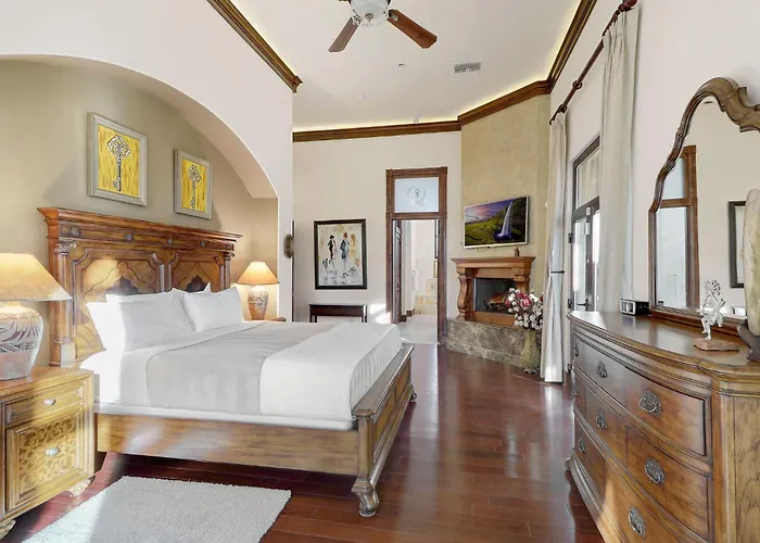 8,000 Sqf - Sport Court, 2 Pools, Golf & Scottsdale